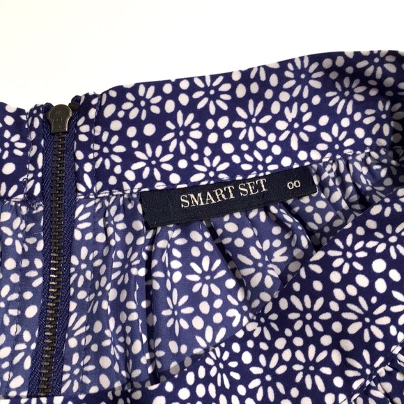 Floral skirt - Picture 3 of 3